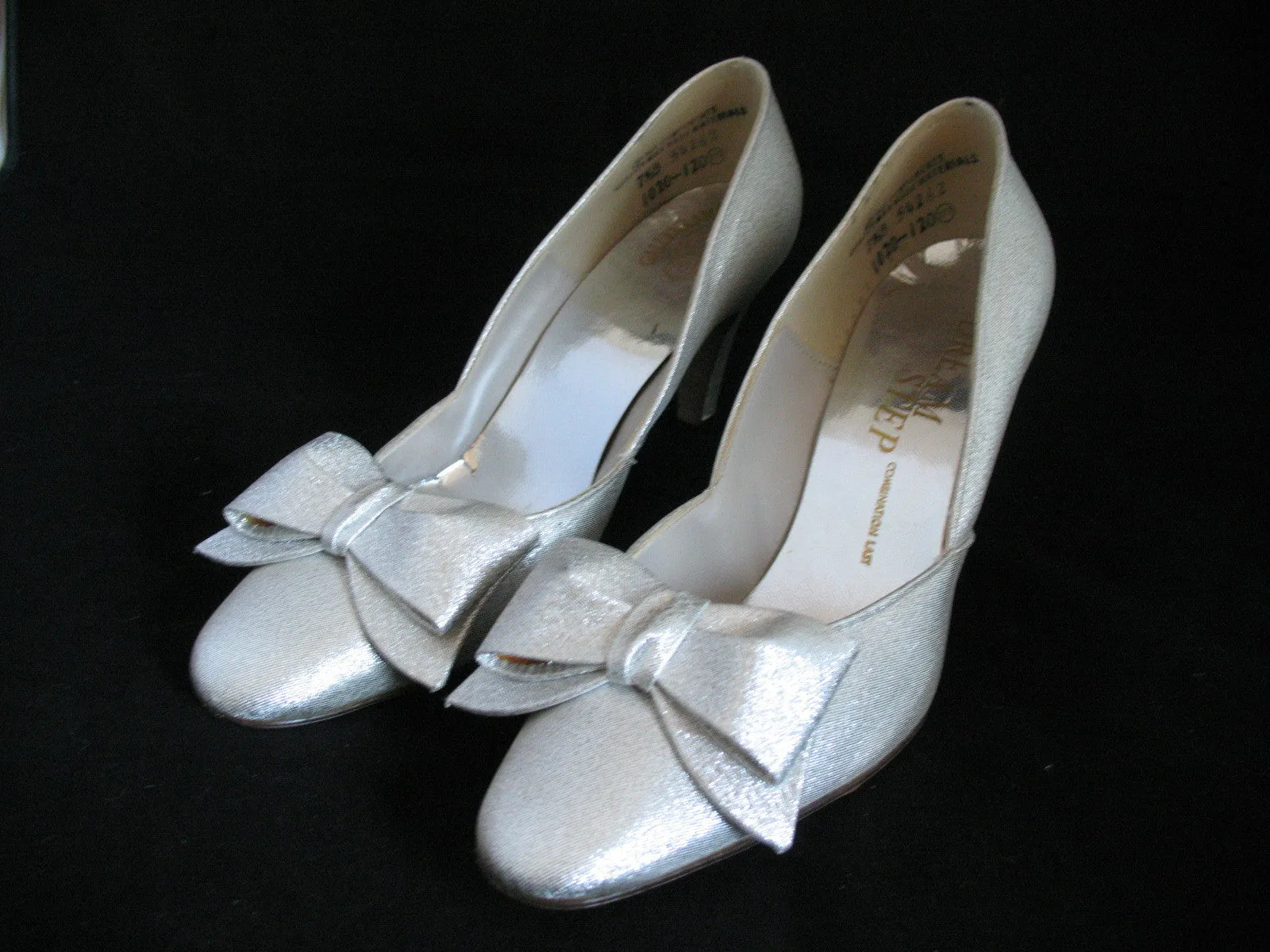 METALLIC SPARKLE SILVER GRAY Women Ladies 3-1/2in HIGH HEELS Womens SHOES size 7-1/2 B