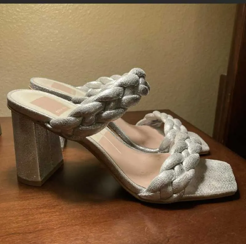 PAILY HEELS IN SILVER METALLIC STELLA SUEDE - re:vita