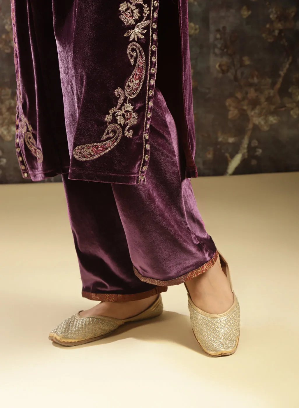 Purple Embroidered Velvet Kurta Set with Button Detailing
