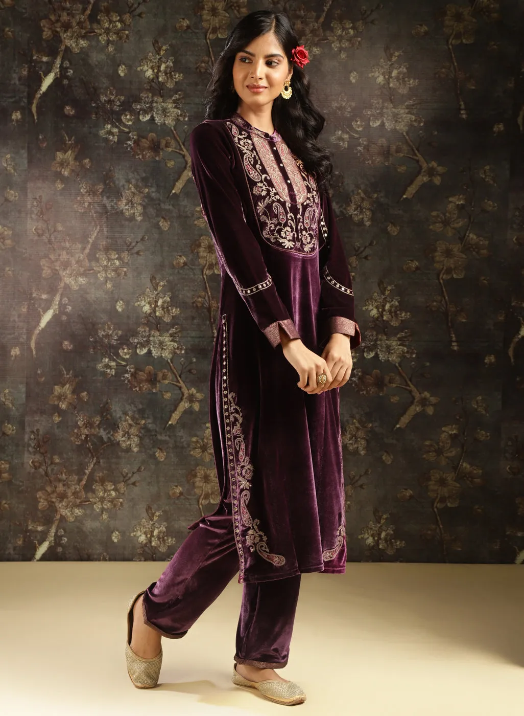 Purple Embroidered Velvet Kurta Set with Button Detailing
