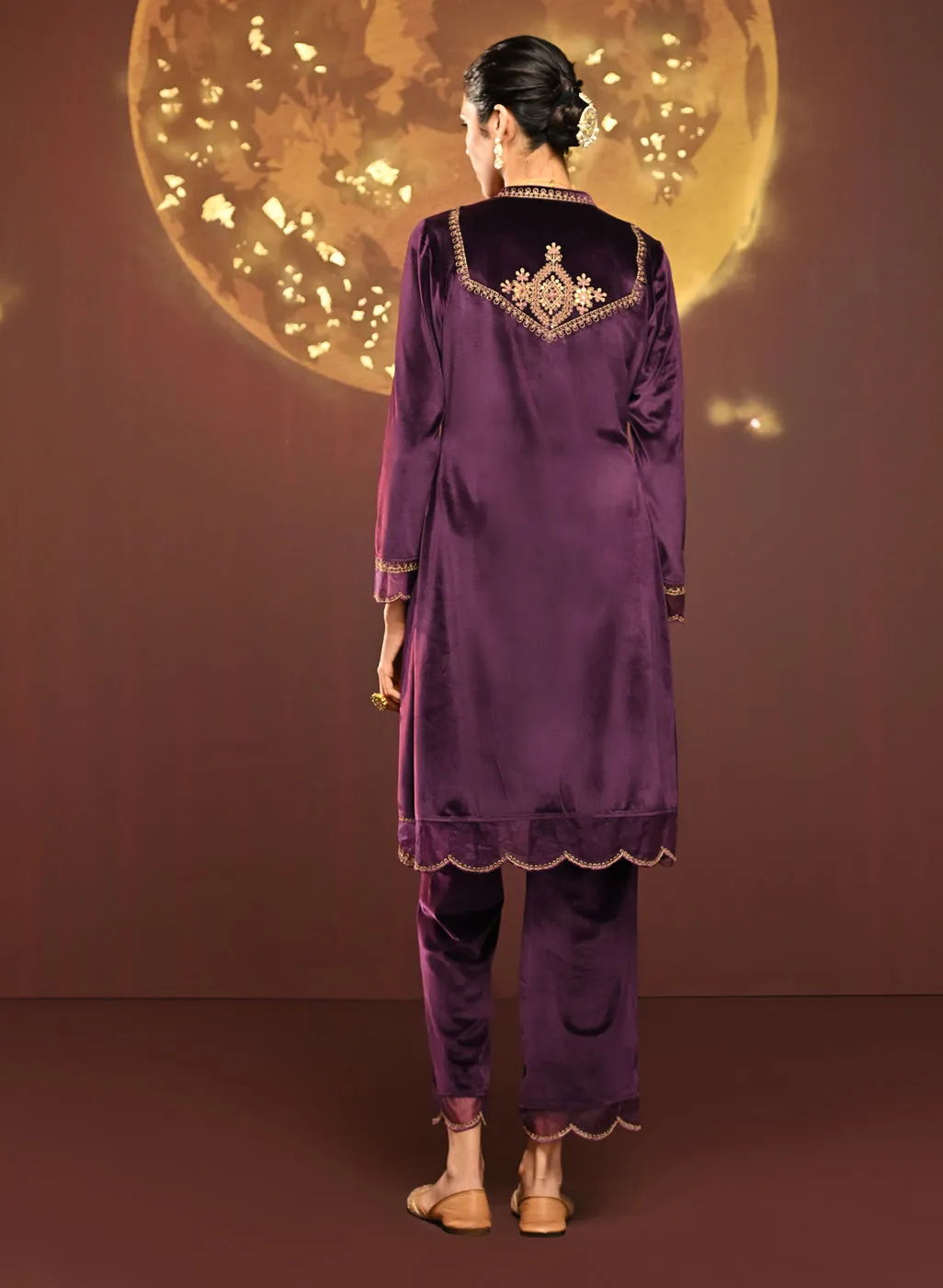 Rukhsana Purple Embroidered Velvet Kurta Set for Women